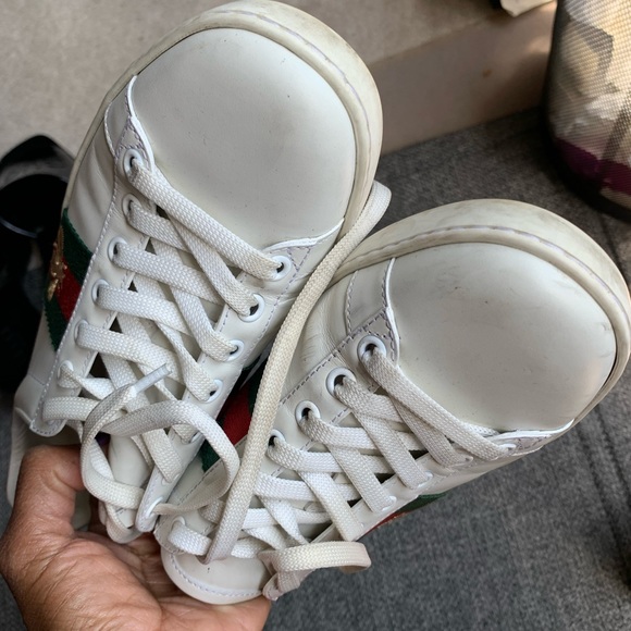 gucci sneakers 6 should  fit 7 as well - Picture 6 of 12